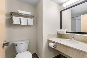 Econo Lodge Woodbridge