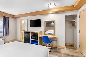 Econo Lodge Woodbridge