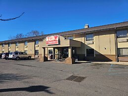 Econo Lodge Woodbridge