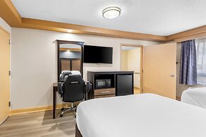 Econo Lodge Woodbridge