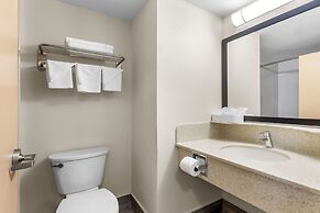 Econo Lodge Woodbridge