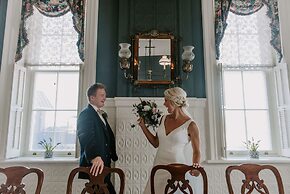 St James Hotel, a Historic Hotel of America