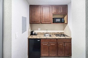 Rodeway Inn At Fort Lee