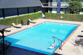 Hotel elev8