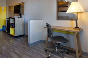 Days Inn & Suites by Wyndham Cherry Hill - Philadelphia