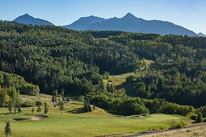 The Peaks Resort and Spa