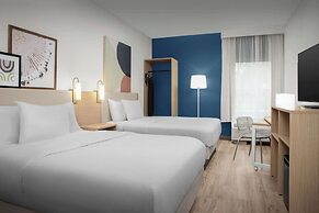 Spark by Hilton Tampa Brandon