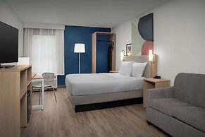 Spark by Hilton Tampa Brandon