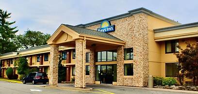 Days Inn by Wyndham Wayne