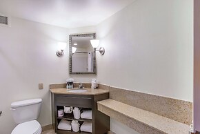 Burrstone Inn, Ascend Hotel Collection