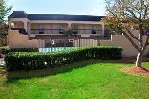 Ramada by Wyndham Lebanon