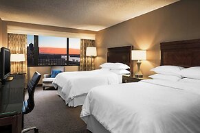 Memphis Riverline Hotel