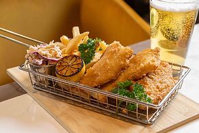 DoubleTree by Hilton San Francisco Airport