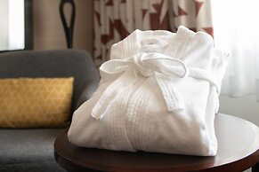 DoubleTree by Hilton San Francisco Airport