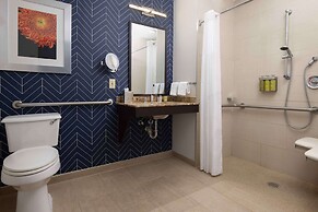 DoubleTree by Hilton San Francisco Airport