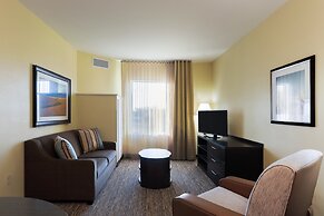 Candlewood Suites Lenexa - Overland Park Area by IHG