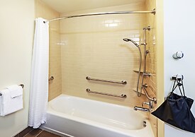 Candlewood Suites Lenexa - Overland Park Area by IHG