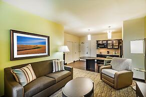 Candlewood Suites Lenexa - Overland Park Area by IHG