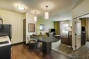 Candlewood Suites Lenexa - Overland Park Area by IHG