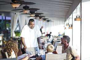 Secret Harbour Beach Resort