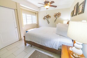 Secret Harbour Beach Resort