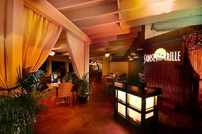 Secret Harbour Beach Resort