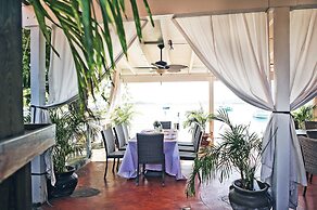 Secret Harbour Beach Resort