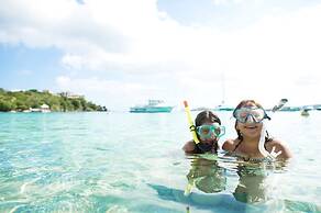 Secret Harbour Beach Resort