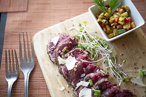 Secret Harbour Beach Resort