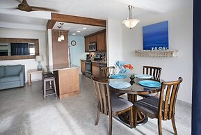 Secret Harbour Beach Resort