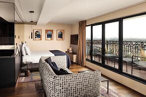 Terrass'' Hotel