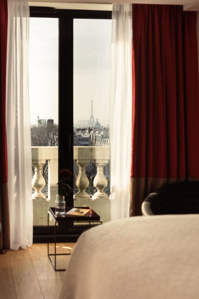Terrass'' Hotel