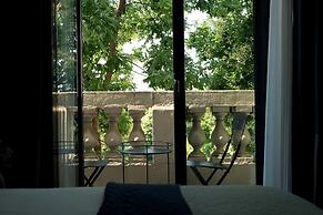 Terrass'' Hotel