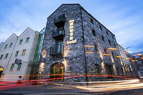The House Hotel