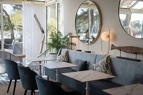 Best Western Plus Hôtel Le Roof