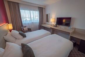 Best Western Plus Hôtel Le Roof