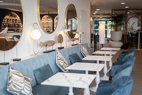 Best Western Plus Hôtel Le Roof