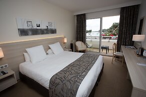 Best Western Plus Hôtel Le Roof