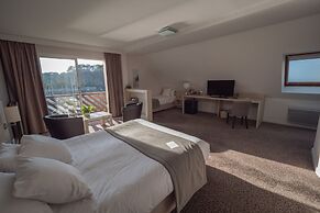 Best Western Plus Hôtel Le Roof