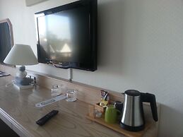 Best Western Plus Hôtel Le Roof