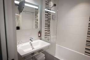 Best Western Plus Hôtel Le Roof