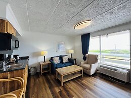 Mariner Inn and Suites