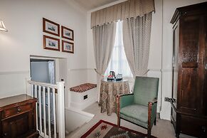 York Pavilion Hotel, Sure Hotel Collection by Best Western