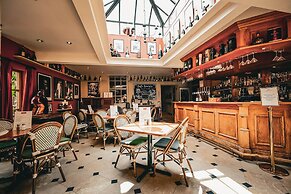 York Pavilion Hotel, Sure Hotel Collection by Best Western