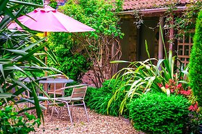 York Pavilion Hotel, Sure Hotel Collection by Best Western