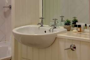 York Pavilion Hotel, Sure Hotel Collection by Best Western