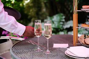 York Pavilion Hotel, Sure Hotel Collection by Best Western