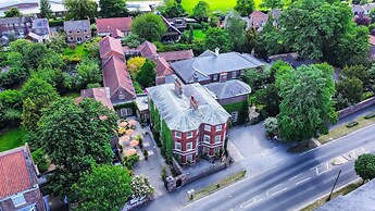 York Pavilion Hotel, Sure Hotel Collection by Best Western