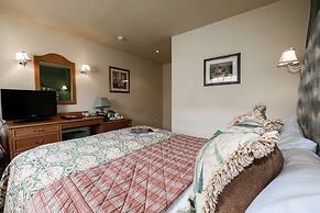 York Pavilion Hotel, Sure Hotel Collection by Best Western