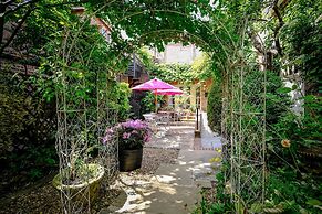 York Pavilion Hotel, Sure Hotel Collection by Best Western